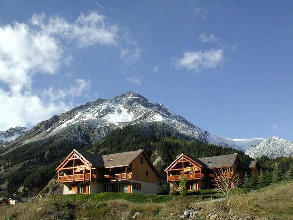 Esterni