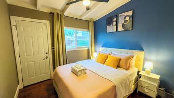 3 soverom, skrivebord, strykejern/-brett og wi-fi