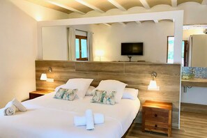 6 chambres, fer et planche à repasser, Wi-Fi gratuit