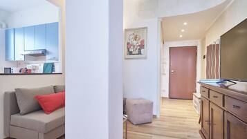 Apartment (1 Bedroom) | Wohnbereich