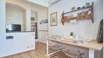 Apartment (1 Bedroom) | Private kitchen | Microwave, oven, espresso maker, electric kettle