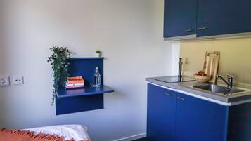 Standard Studio | Free WiFi