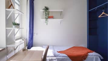 Standard Studio | Free WiFi