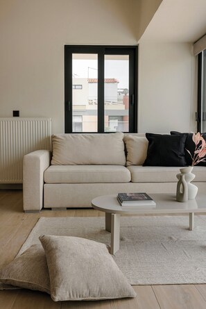 Superior Apartment, 1 Bedroom, City View | Living area