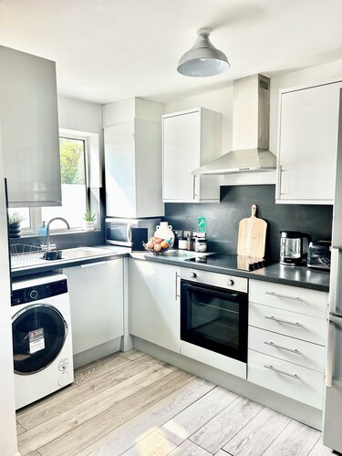 Tranquil 3BR Retreat | Pet-Friendly + Free Parking