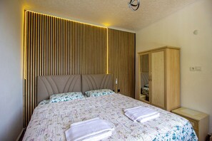 Doppelzimmer, Balkon, Meerblick | Kostenloses WLAN
