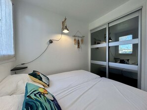 3 bedrooms