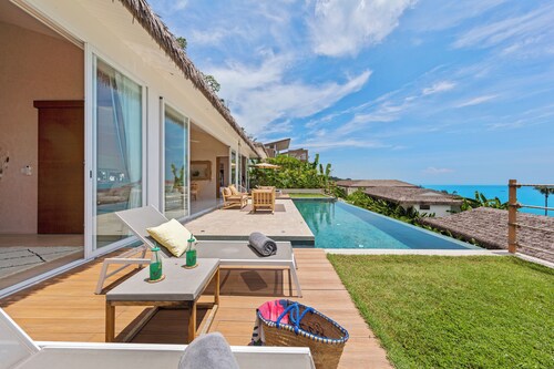 SEA VIEW VILLA WITH INFINITY POOL