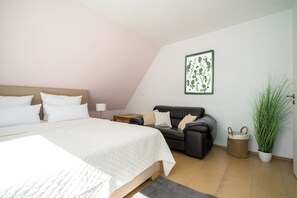 1 bedroom, iron/ironing board, travel cot, free WiFi - Vacation in the vacation apartment Morgenröte with sauna and terrace centrally located in Mirow (Mirow)