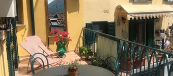 Vacation House Gerenzone Quiet apartment with large, well-exposed terrace.