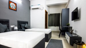 Studio, City View | In-room safe, desk, laptop workspace, blackout curtains - Housr 43 Gachibowli Near DLF Cybercity (Hyderabad)
