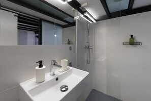 Dusche, Haartrockner