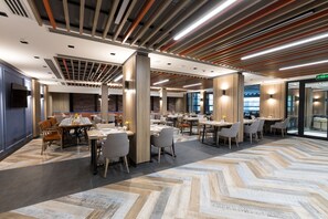 Free daily buffet breakfast - İzz Otel (Ankara)