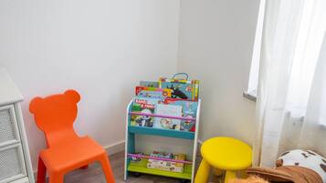 Apartment, 3 Bedrooms, Balcony, Garden View | Children's area