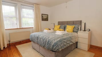 2 bedrooms, individually decorated, individually furnished, free WiFi