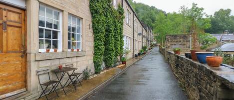 Enceinte de lâhĂ©bergement