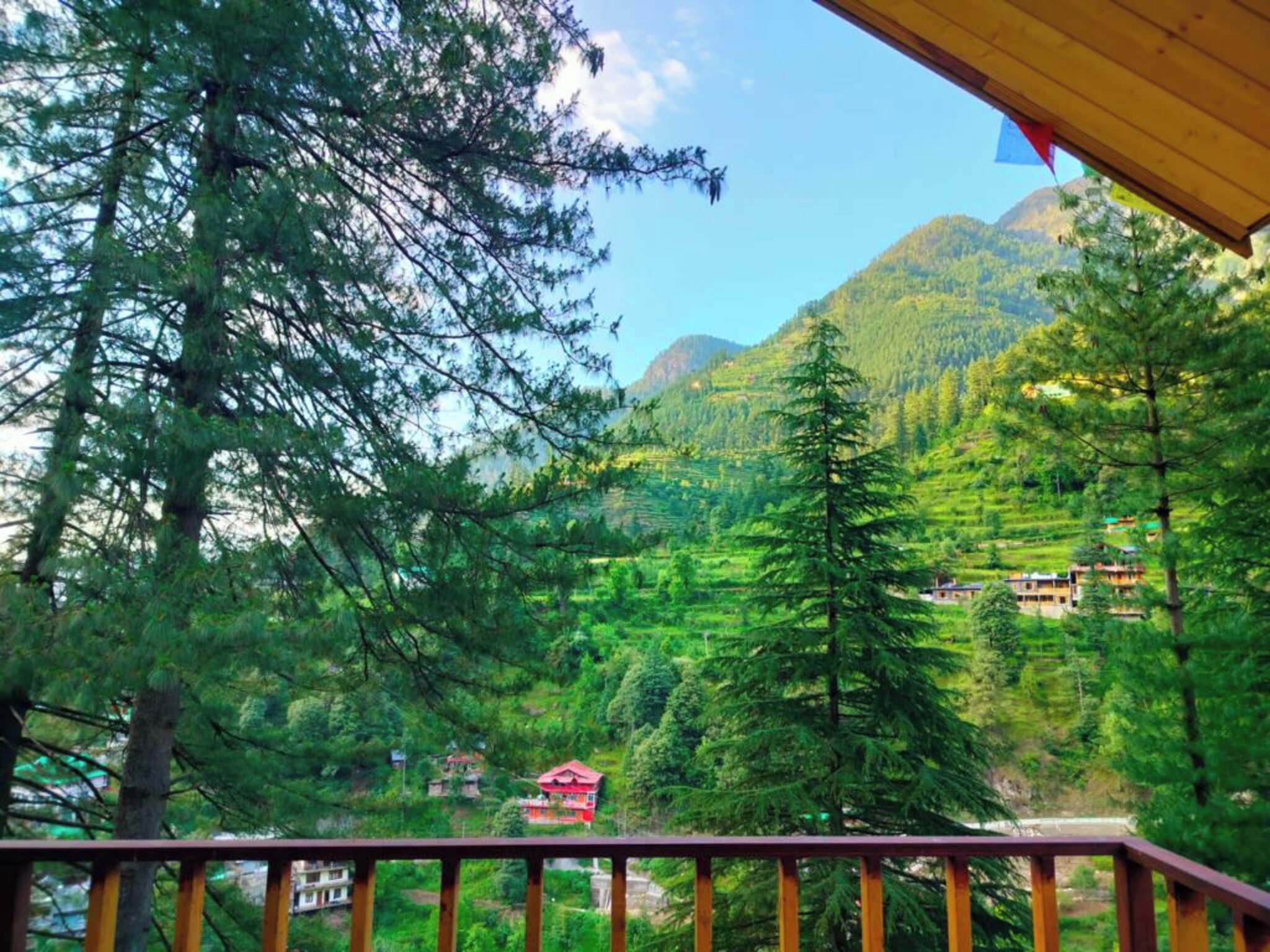 Classic Room, Mountain View | Desk, laptop workspace, free WiFi