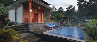 ธัญญา วิลลา การังอาเซ็ม