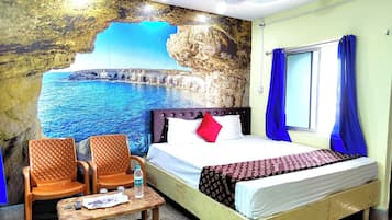 Deluxe Double Room, Multiple Beds, Sea View | Hypo-allergenic bedding, in-room safe, desk, soundproofing