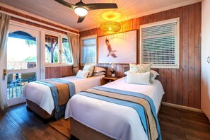2 bedrooms, iron/ironing board, WiFi - Luxury Family Chalet | BBQ Deck & Lagoon View (Knysna)