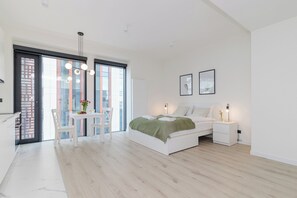 1 habitación, tabla de planchar con plancha y wifi gratis 