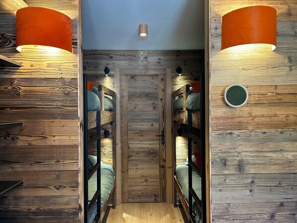 3 chambres, lit parapluie, Wi-Fi gratuit, draps fournis