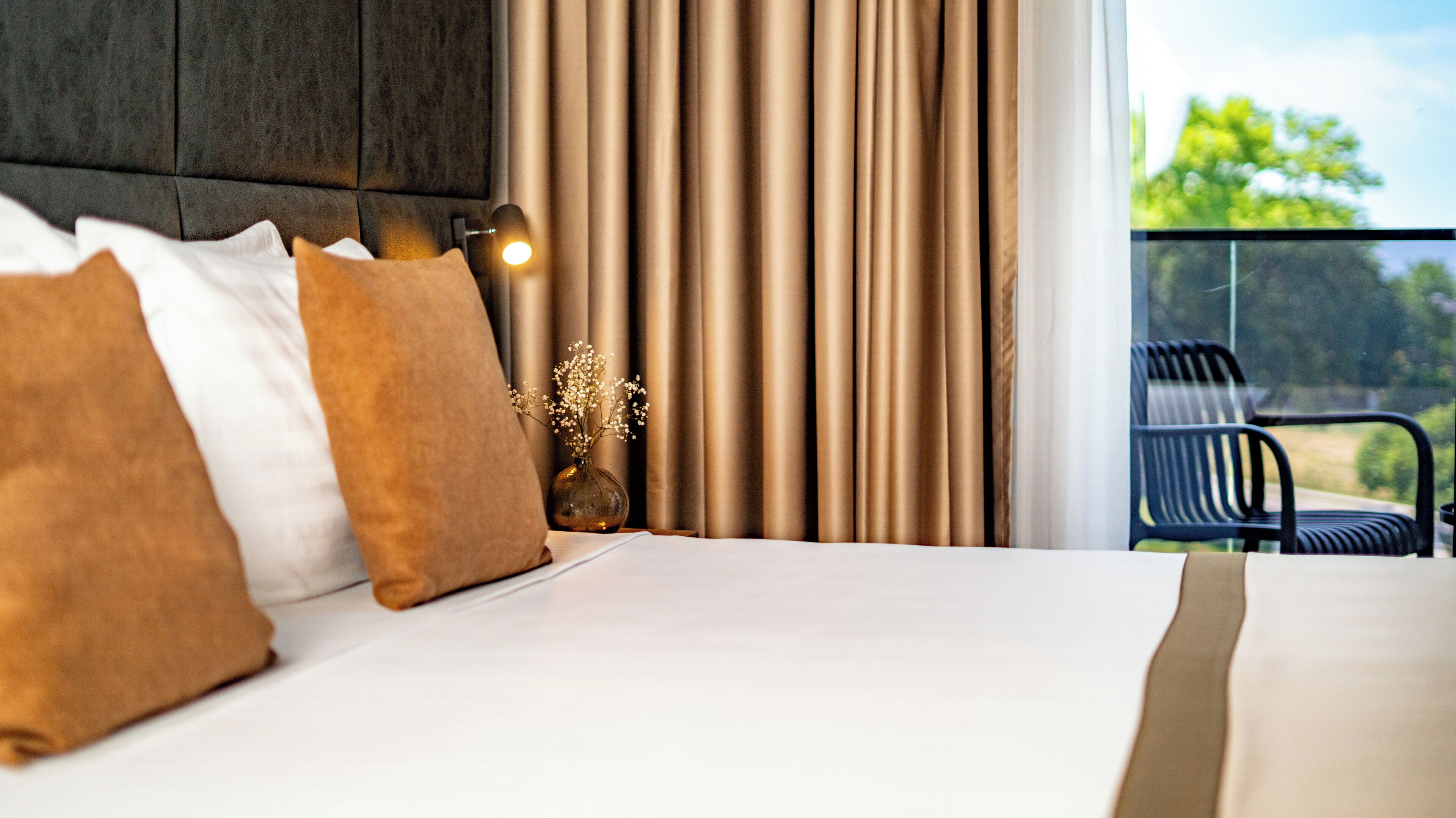 Deluxe Double or Twin Room, Mountain View
