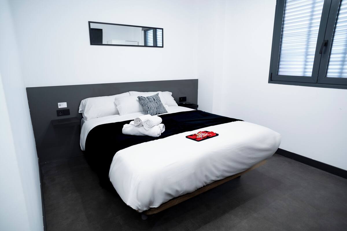 Rom – comfort | Minibar, wi-fi (inkludert) og sengetøy