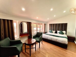 Skrivebord og wi-fi (inkludert)