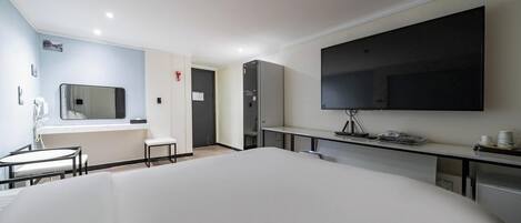 Deluxe Double Room | Free WiFi