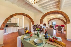 Honeymoon Villa, Multiple Bedrooms, Mountainside (Amazing Villa Chimera Green 12) | Dining - Amazing Villa Chimera Green 12 Pool&Gym (Arezzo)