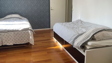 3 makuuhuonetta, silitysrauta/-lauta, Wi-Fi, vuodevaatteet