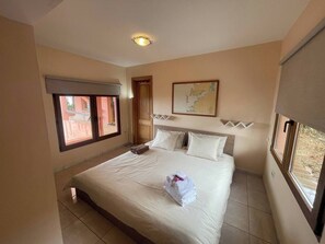1 bedroom, iron/ironing board, travel crib, internet