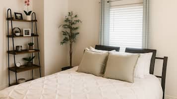 Strykejern/-brett, wi-fi (inkludert) og sengetøy