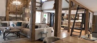 Chalet des Cascades - newly renovated mountain chalet