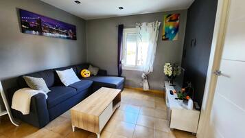 Älytelevisio, pöytäjalkapallopöytä, pöytätennispöytä