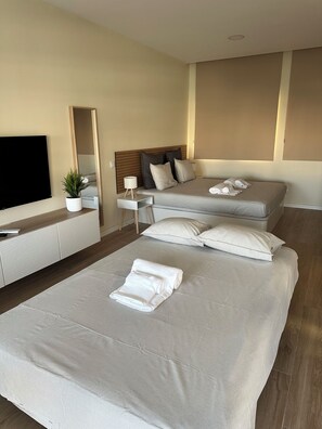 1 bedroom, iron/ironing board, travel crib, free WiFi - Alagoas Studio - Faro City Center (Faro)