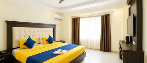 低刺激性寝具、セーフティボックス (室内)、デスク、防音設備