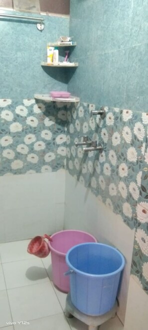 Comfort Room, Balcony | Bathroom