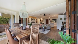Dining - New Listing! Luxurious 4BR/3BA House with AC (Koloa)