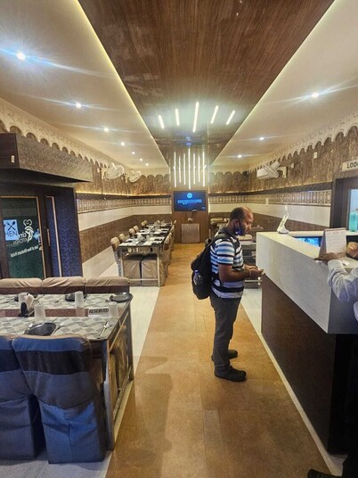 New Bhabani Hotel