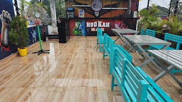 Kiến trúc tòa nhà