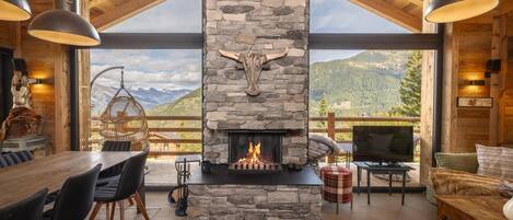 Chalet (4 Bedrooms) | Vista frontal de la propiedad