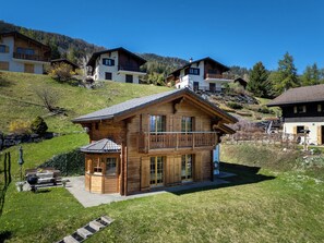 Chalet (4 Bedrooms) | Floor plan