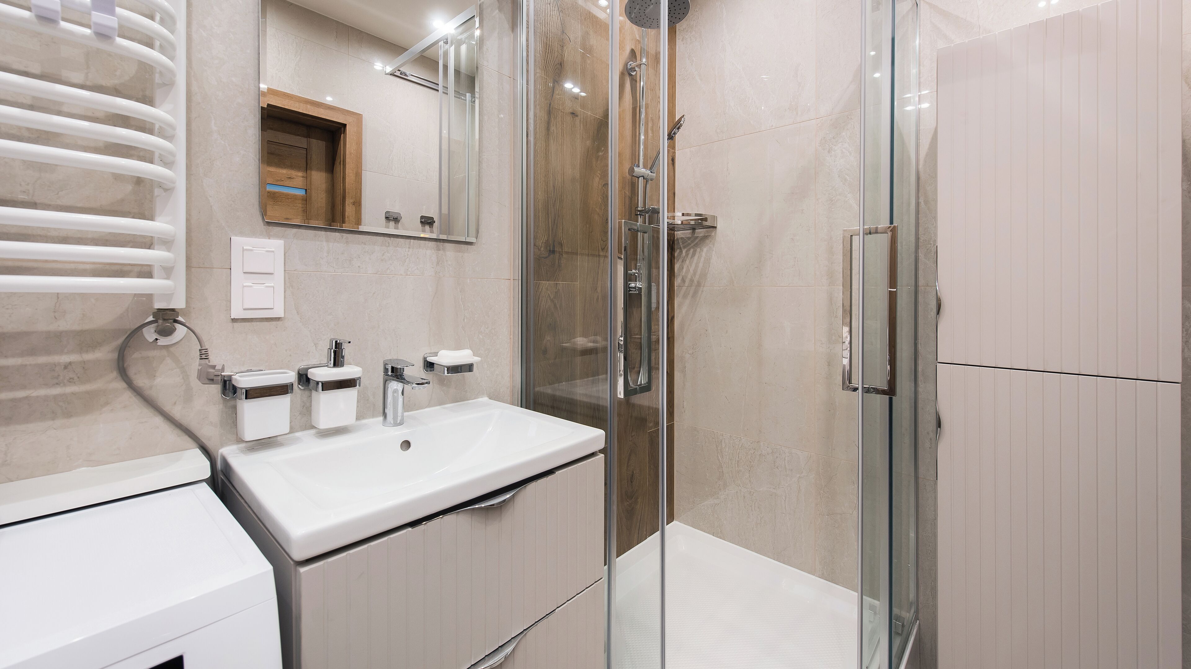 Apartment (24) | Bathroom | Shower, towels