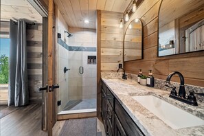Shower, hair dryer, towels, soap - Majestic Mountain View - Brand New Pigeon Forge Cabin (Sevierville)