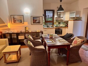 Dining - Casa di Gio - Vacation in the heart of the Tuscan Maremma (grosseto)