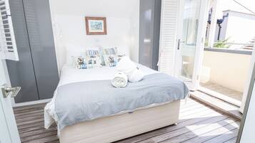 3 bedrooms, individually decorated, individually furnished, free WiFi