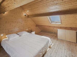 3 bedrooms
