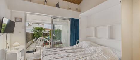 Fer et planche à repasser